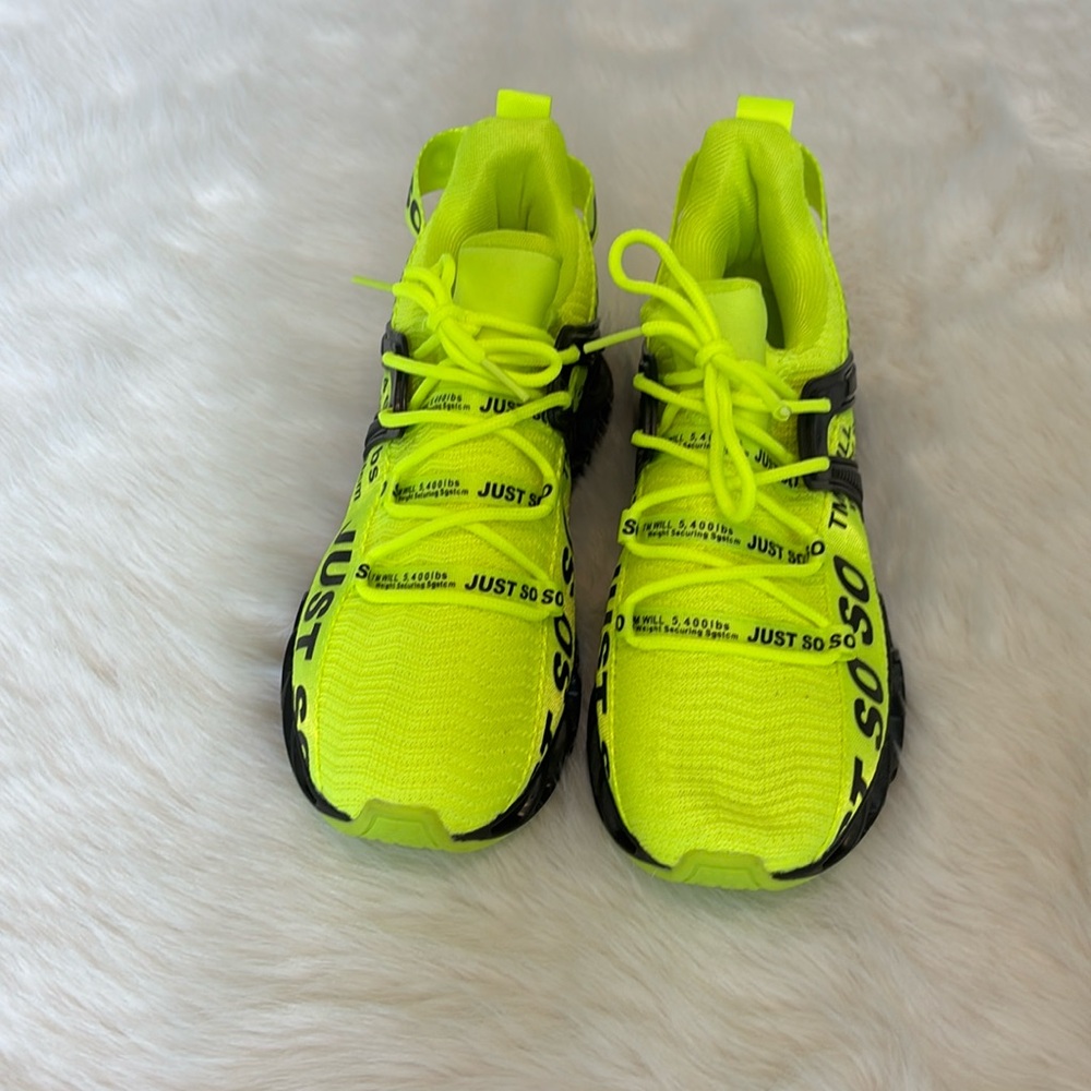 Just So So athletic shoes